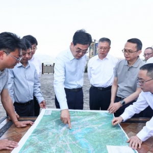 白酒不必悲觀：多地省、市級領(lǐng)導密集調(diào)研酒廠，釋放強力信號