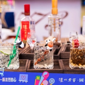 明星生日，粉絲直接送黃金！白酒不妨走走“偶像打造路線”