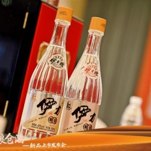 千億光瓶酒賽道迎來新黑馬，誰在定義極致質價比？